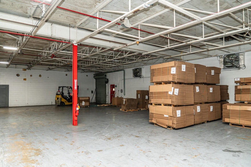 More Photos Of 2580 Highway 46, Heflin Warehouse For Sale