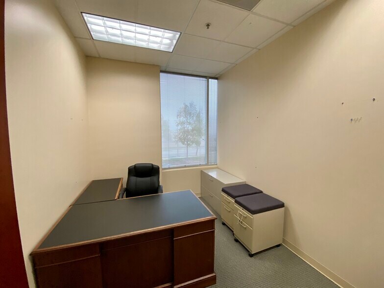 More Photos Of 18705 Madrone Pky, Morgan Hill Research And Development For Lease