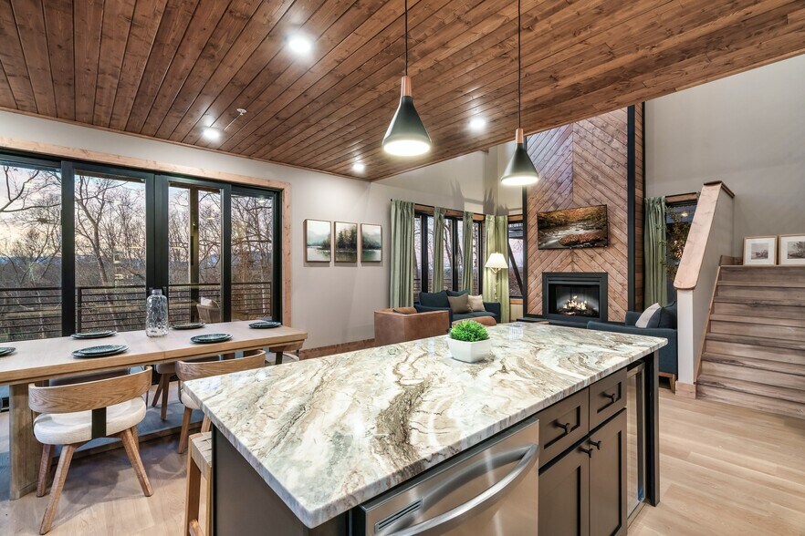 More Photos Of 514 New Venture Wy, Sevierville Hospitality For Sale