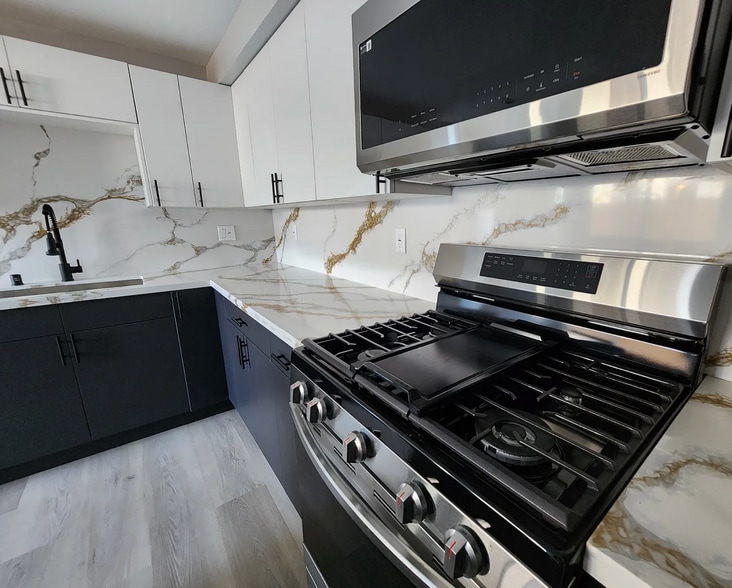 More Photos Of 2223 S Highland Ave, Los Angeles Apartments For Sale
