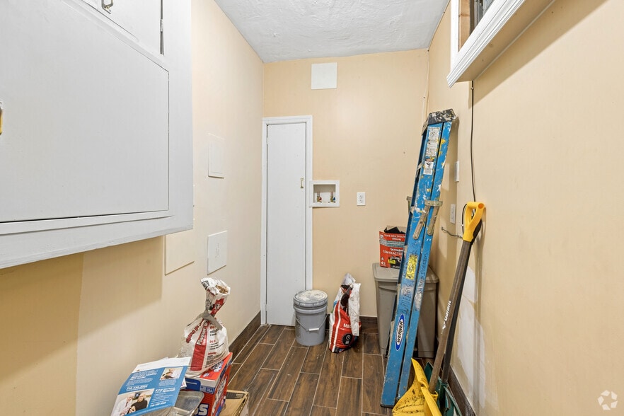 More Photos Of 257 E 238th St, Bronx Apartments For Sale