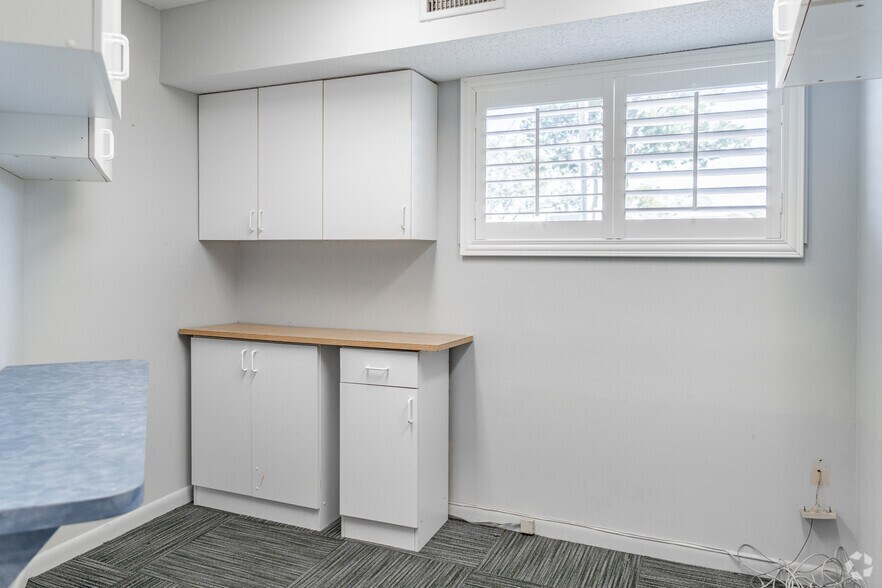 More Photos Of 1511 Indian Rocks Rd S, Largo Medical For Sale