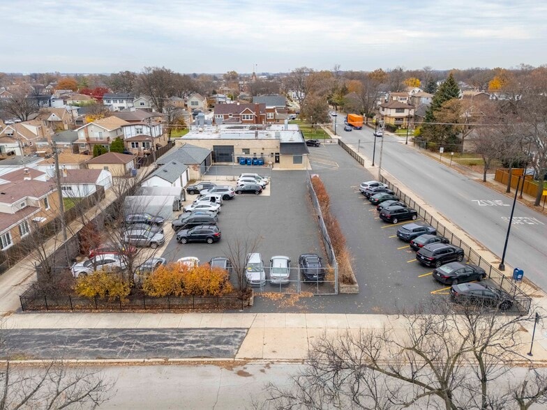 More Photos Of 7606 W Touhy Ave, Chicago Auto Repair For Sale