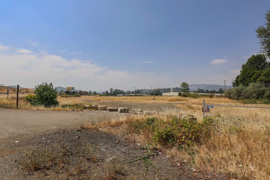 More Photos Of 4553 Old Hwy 99 South, Roseburg Land For Sale