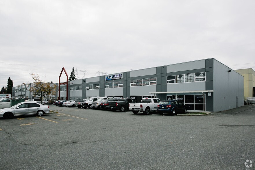 More Photos Of 12639 80 Ave, Surrey Showroom For Sale