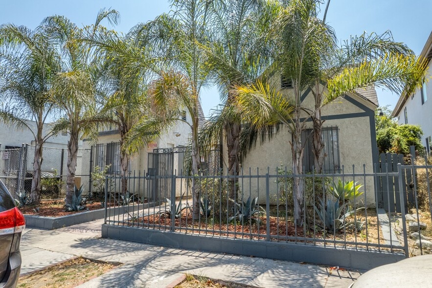 More Photos Of 526-534 W 47th St, Los Angeles Apartments For Sale