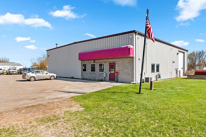 Primary Photo Of 6532 Old 29 Rd, Seymour Auto Repair For Sale