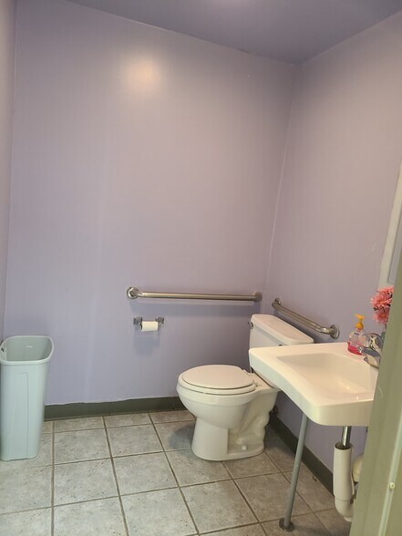 More Photos Of 4235 W Armitage Ave, Chicago General Retail For Sale