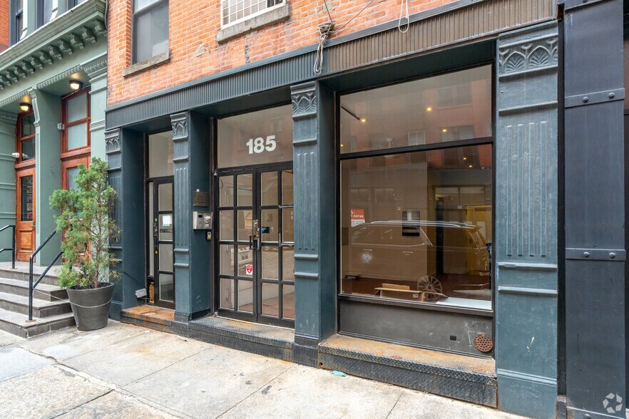 More Photos Of 185 Franklin St, New York Office For Sale