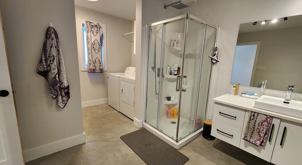 More Photos Of 715 Rue De La Bruère, Sherbrooke Apartments For Sale