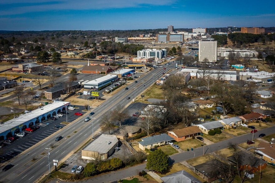 More Photos Of 1425 S University Ave, Little Rock Medical For Lease