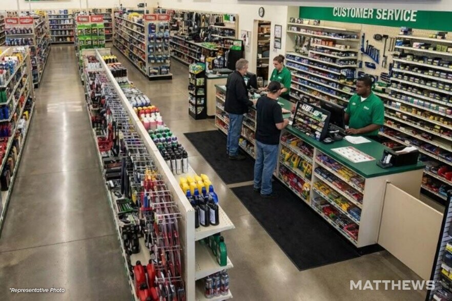 More Photos Of 350 Cottage St, Pawtucket Auto Repair For Sale