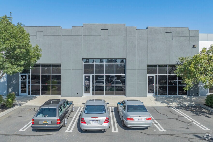 More Photos Of 280 E Larch Rd, Tracy Warehouse For Lease