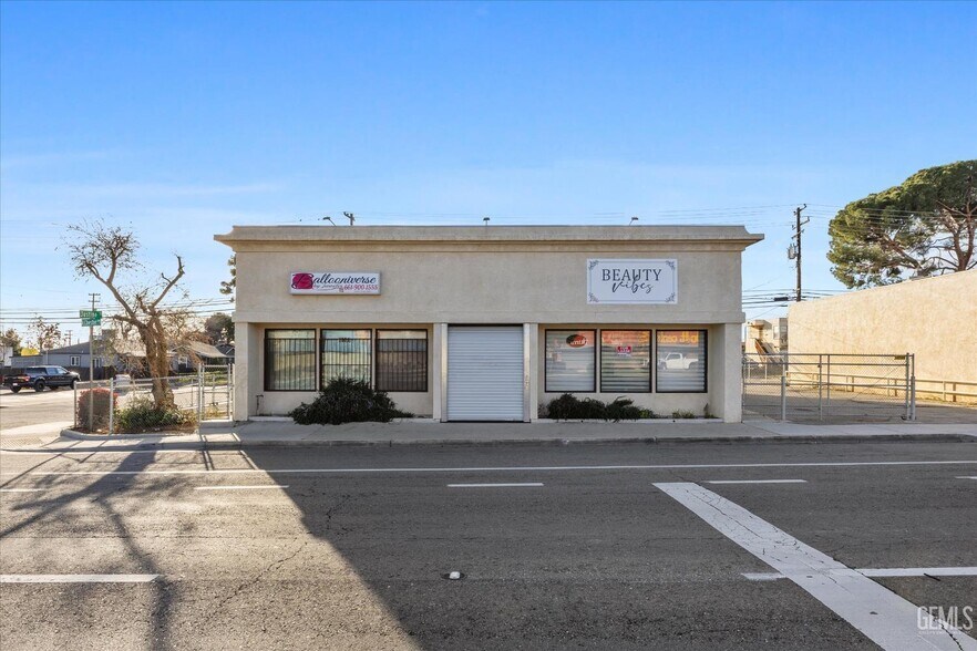 More Photos Of 1601 N Chester Ave, Bakersfield Flex For Sale