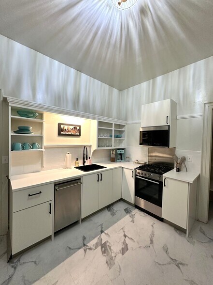 More Photos Of , Geneva Unknown For Sale