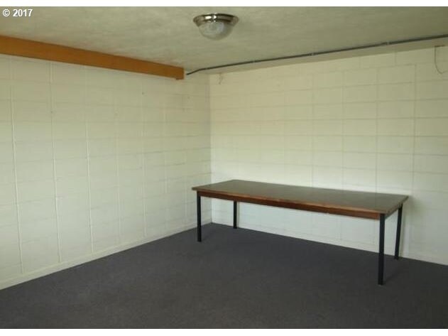 More Photos Of 94181 4th St, Gold Beach Office Residential For Sale