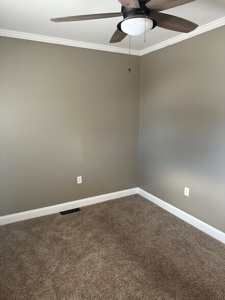 More Photos Of 1045 Route 390, Greentown Restaurant For Sale