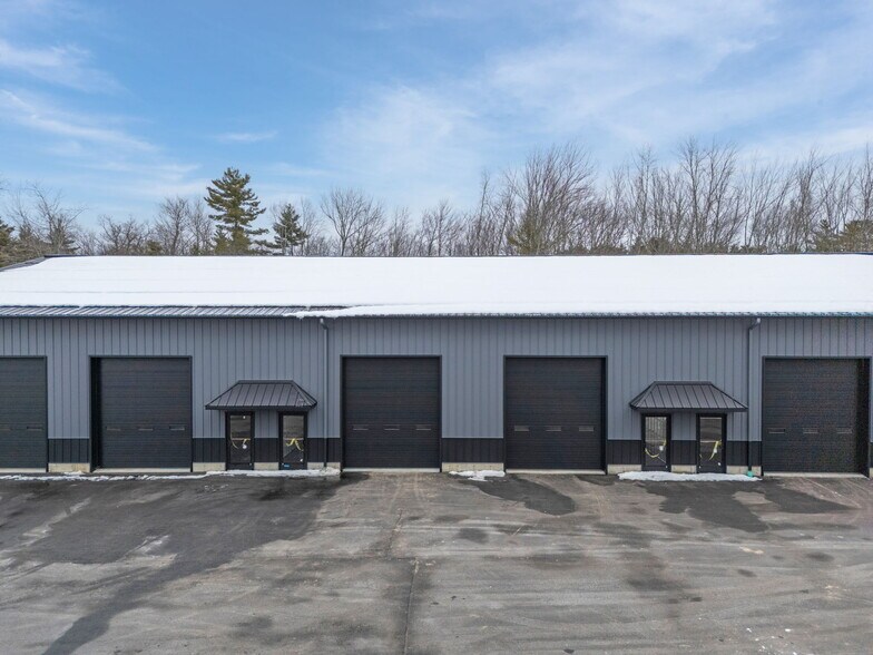 Primary Photo Of 32 London Ln, Seabrook Warehouse For Lease