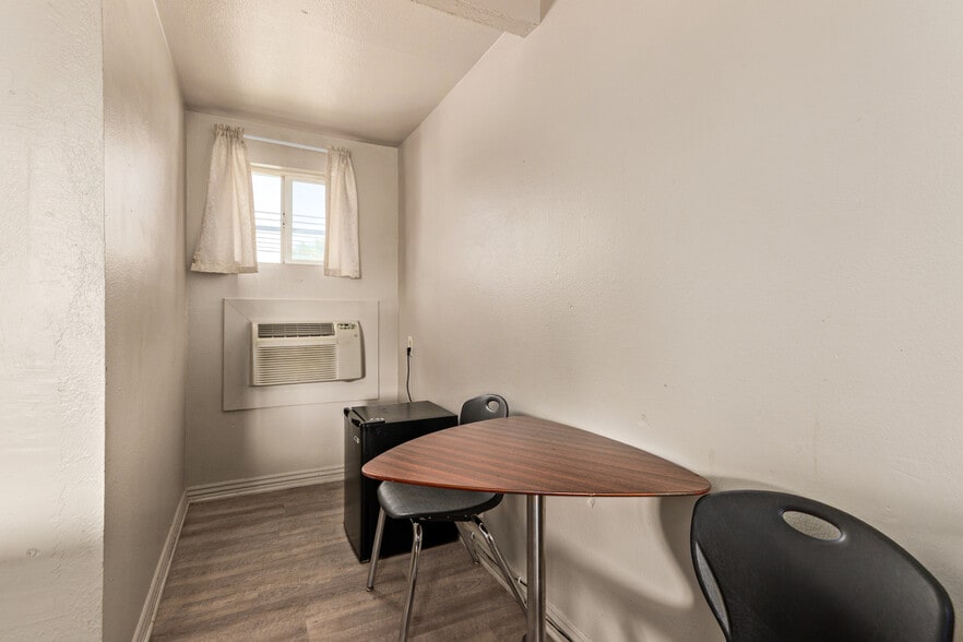 More Photos Of 8008 E Main St, Mesa Hotel For Sale