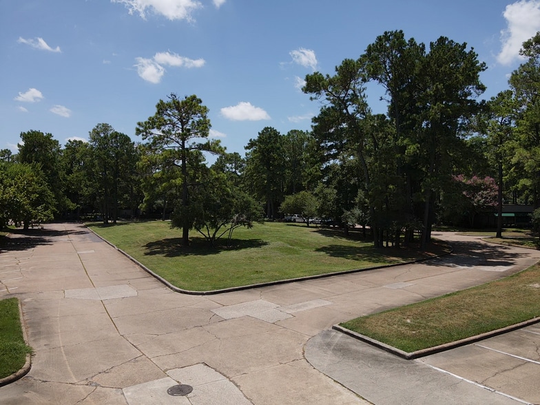 More Photos Of Sylvanfield Dr, Houston Land For Sale