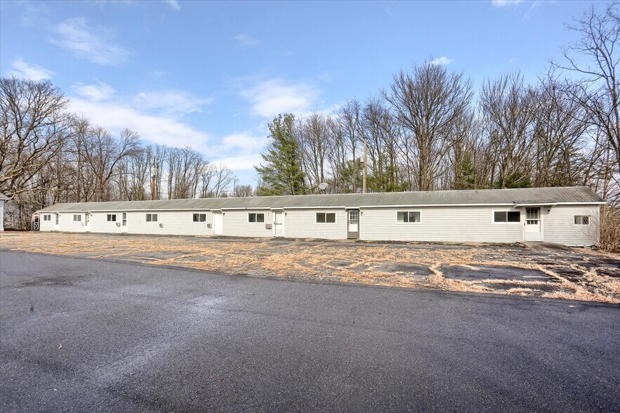 Primary Photo Of 145 Chamberlaine Ave, Pottsville Flex For Sale