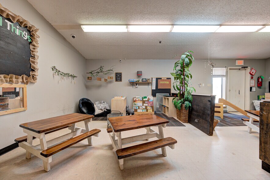 More Photos Of 11801 Southwood Dr, Oklahoma City Daycare Center For Sale