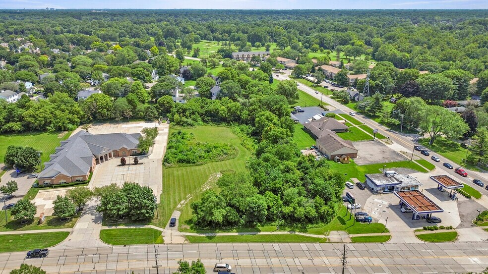 More Photos Of 38500 Garfield Rd, Clinton Township Land For Sale
