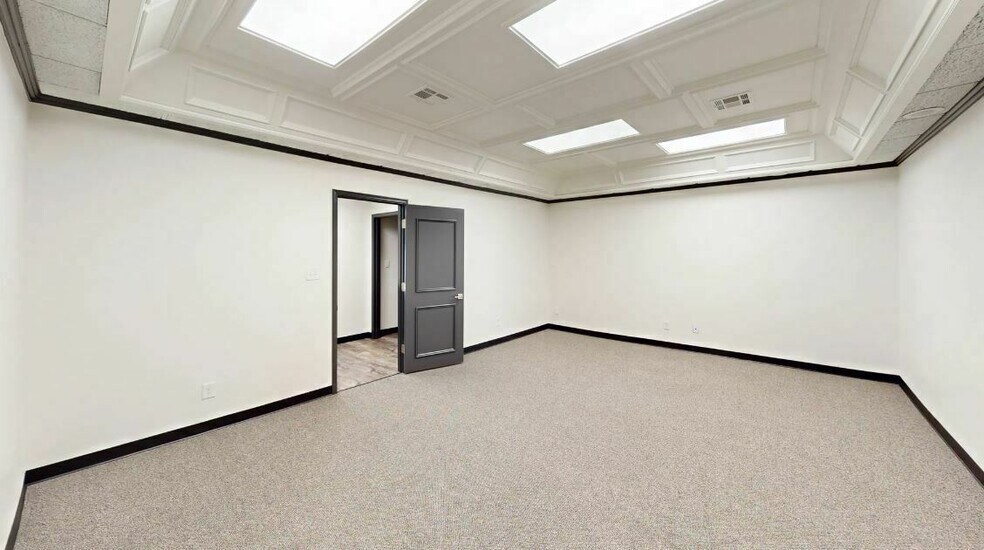 More Photos Of 4117 NW 122nd St, Oklahoma City Medical For Lease