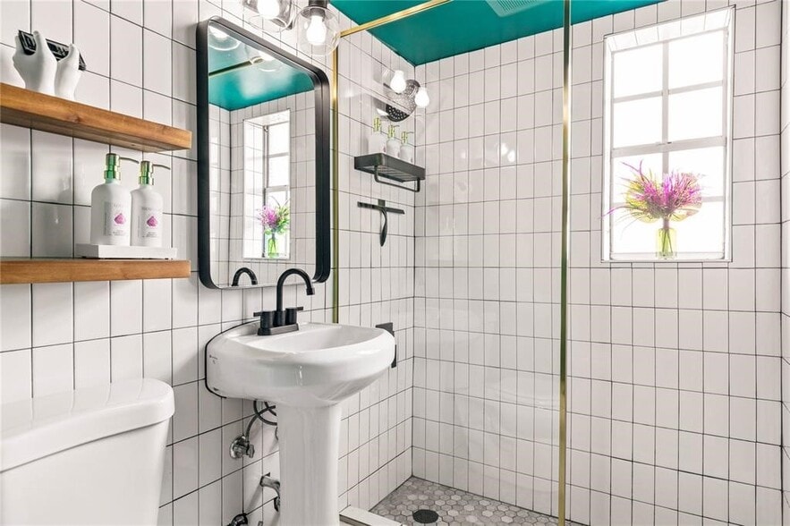 More Photos Of 1007 SE 2nd Ct, Fort Lauderdale Apartments For Sale