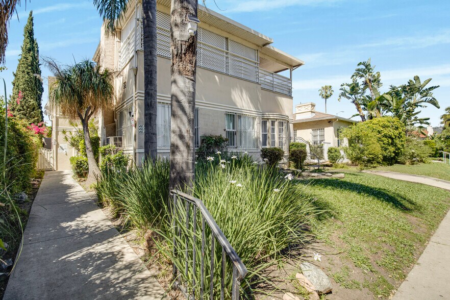 More Photos Of 461 N Vista St, Los Angeles Apartments For Sale