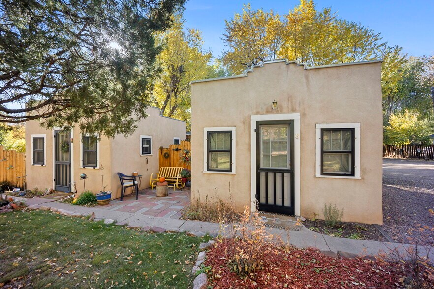 More Photos Of 102 Holly St, Colorado Springs Apartments For Sale