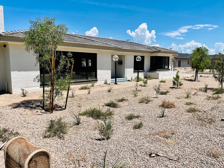 More Photos Of 484 W Chandler Blvd, Chandler Office For Lease