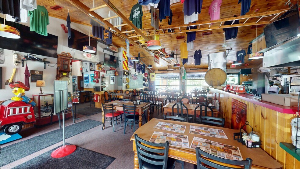 More Photos Of 13524 S Eagle Valley Rd, Tyrone Restaurant For Sale