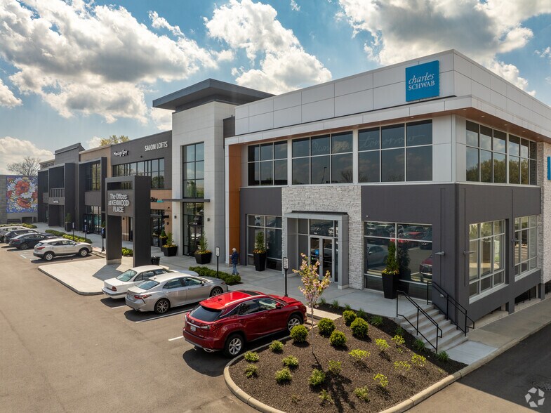 More Photos Of 7727-7865 Kenwood Rd, Cincinnati Storefront Retail Office For Lease