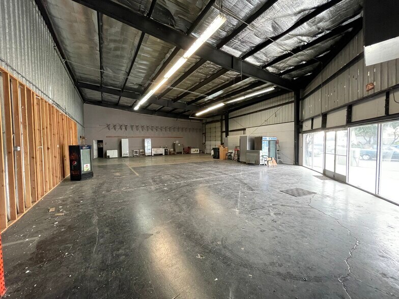 More Photos Of 2735-2741 Scott Blvd, Santa Clara Service For Lease