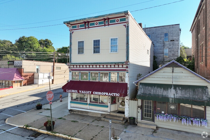 Primary Photo Of 601 Salt St, Saltsburg Office Residential For Sale