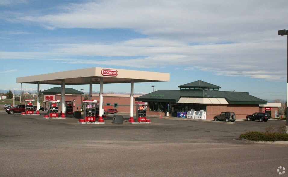 More Photos Of 20961 E Smoky Hill Rd, Centennial Service Station For Lease