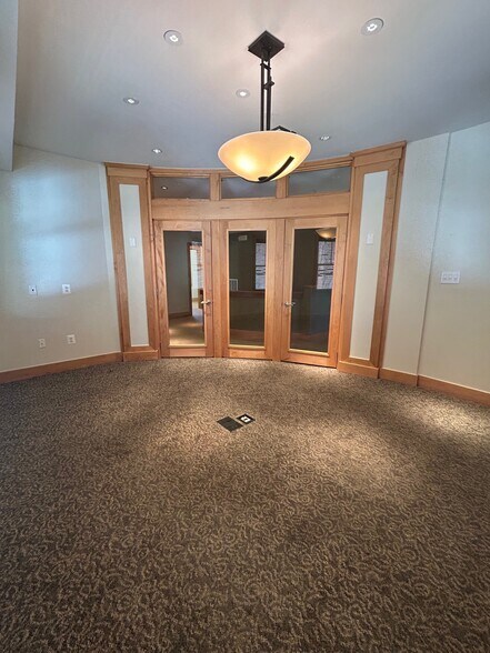 More Photos Of 7520 Main St, Sykesville Office For Lease