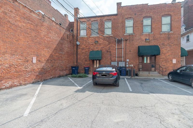 More Photos Of 312 N Wayne St, Piqua Office For Lease