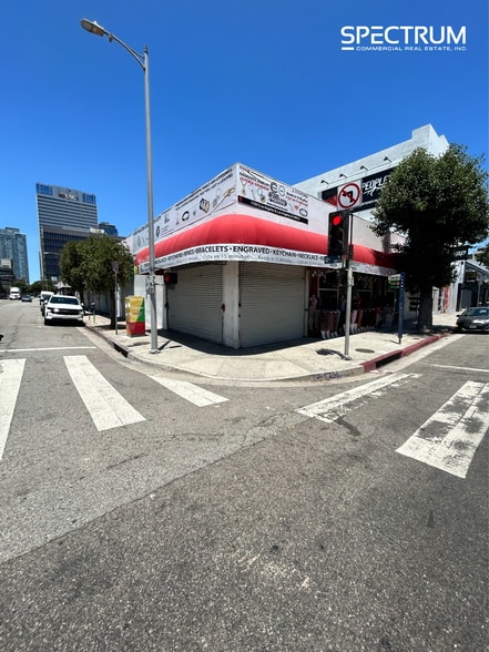 More Photos Of 1155-1159 S Los Angeles St, Los Angeles Storefront For Lease