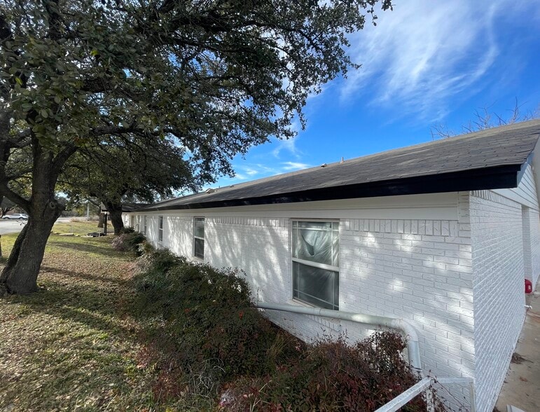 More Photos Of 1405 W Storey St, San Saba Skilled Nursing Facility For Sale