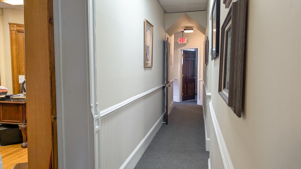 More Photos Of 383 Orange St, New Haven Apartments For Lease