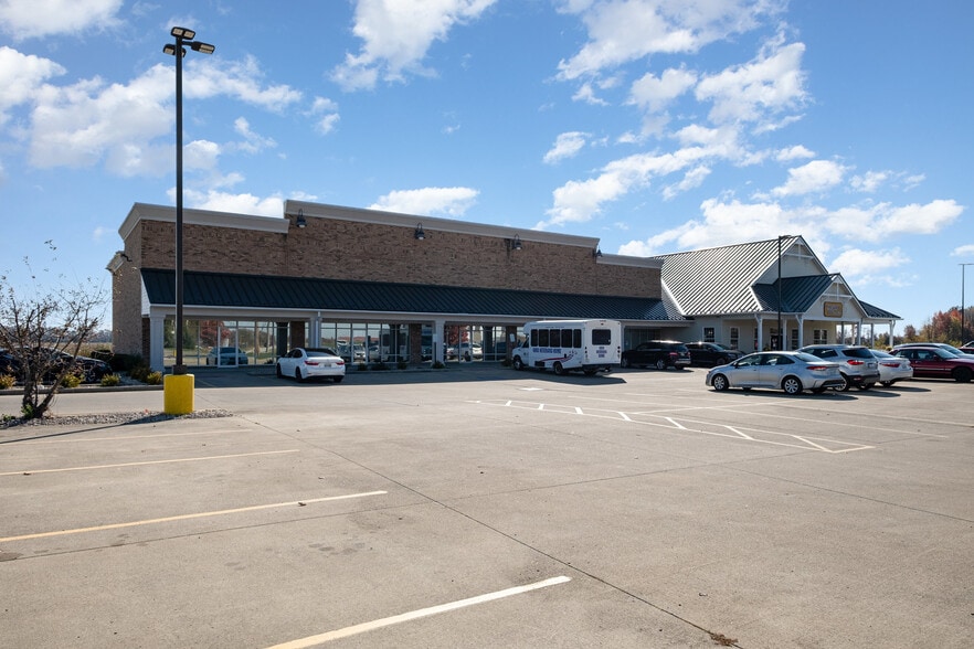 More Photos Of 292 Brooks Malott Rd, Mount Orab Flex For Lease