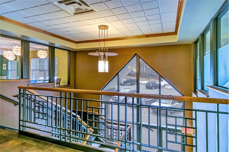 More Photos Of 120 West Ave, Saratoga Springs Office For Sale