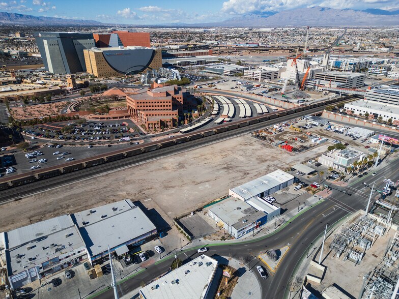 More Photos Of 840 Commerce St, Las Vegas Land For Sale