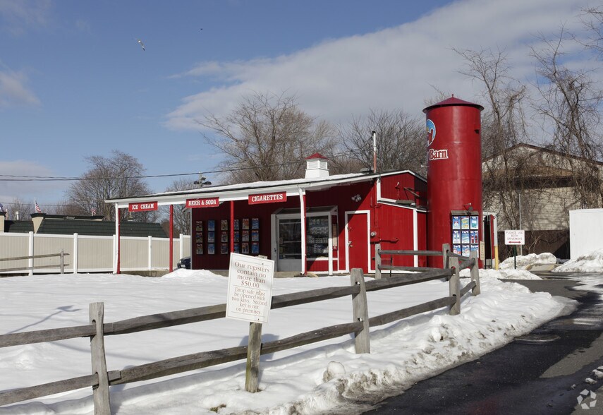 More Photos Of 1287 A Deer Park Ave, North Babylon Fast Food For Sale