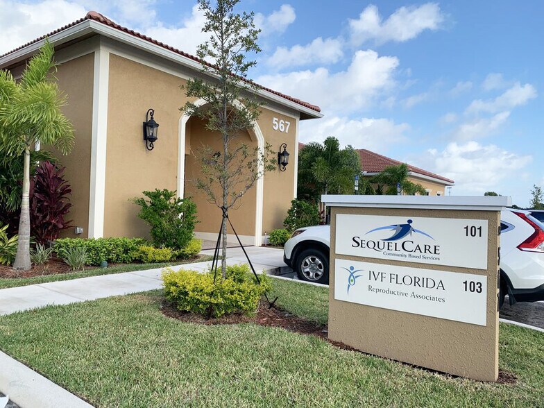 More Photos Of 567 NW Lake Whitney Pl, Port Saint Lucie Office For Lease