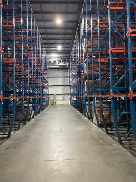 More Photos Of 3610 W Main St, Leesburg Warehouse For Sale