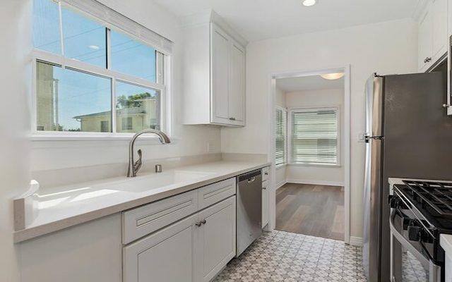 More Photos Of 401 Shirley Pl, Beverly Hills Multifamily For Sale