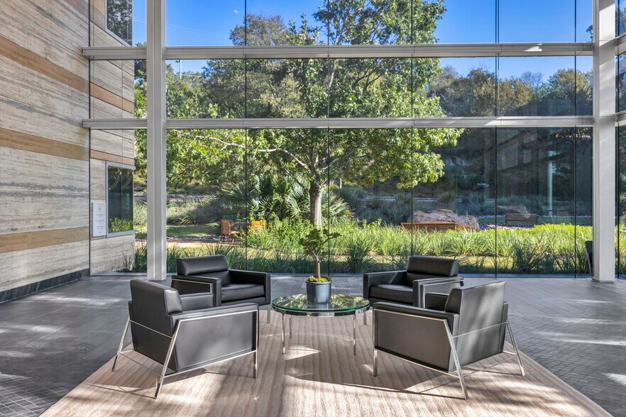 More Photos Of 6300 Bee Caves Rd, Austin Office For Lease